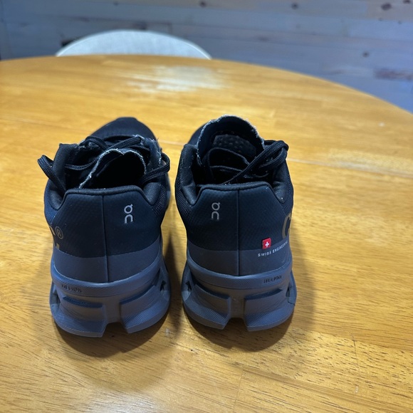 COPY - On CloudMonster - Picture 3 of 7